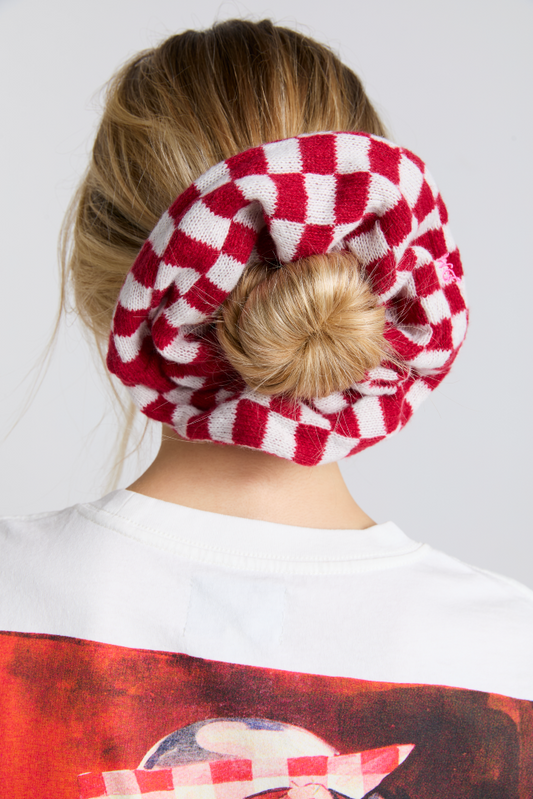 knitted scrunchie in red & ecru gingham