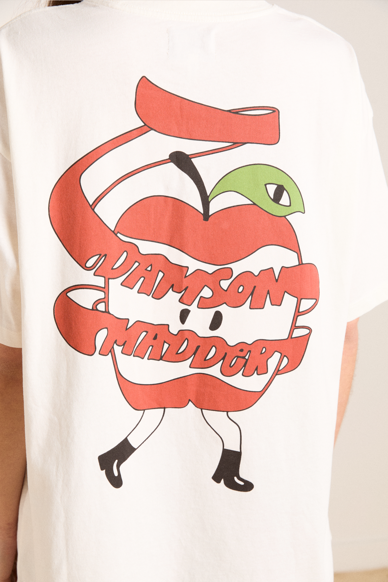 apple peel boyfriend tee - ecru