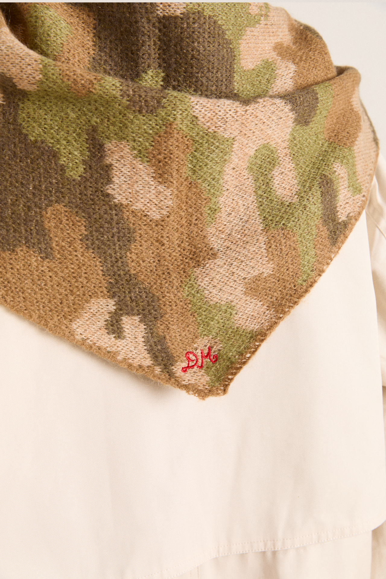 Knitted Triangle Scarf - Camo