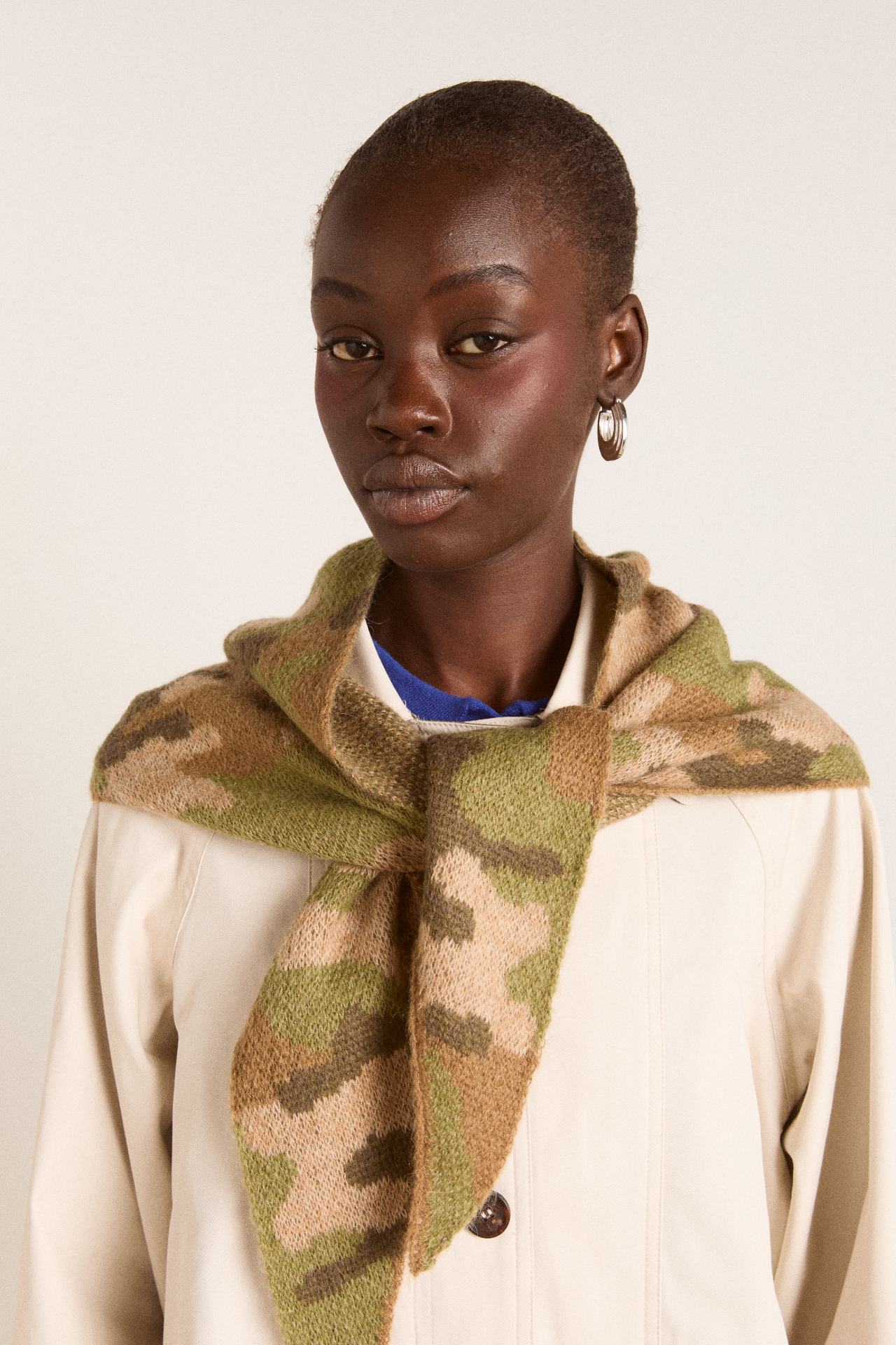 Knitted Triangle Scarf - Camo