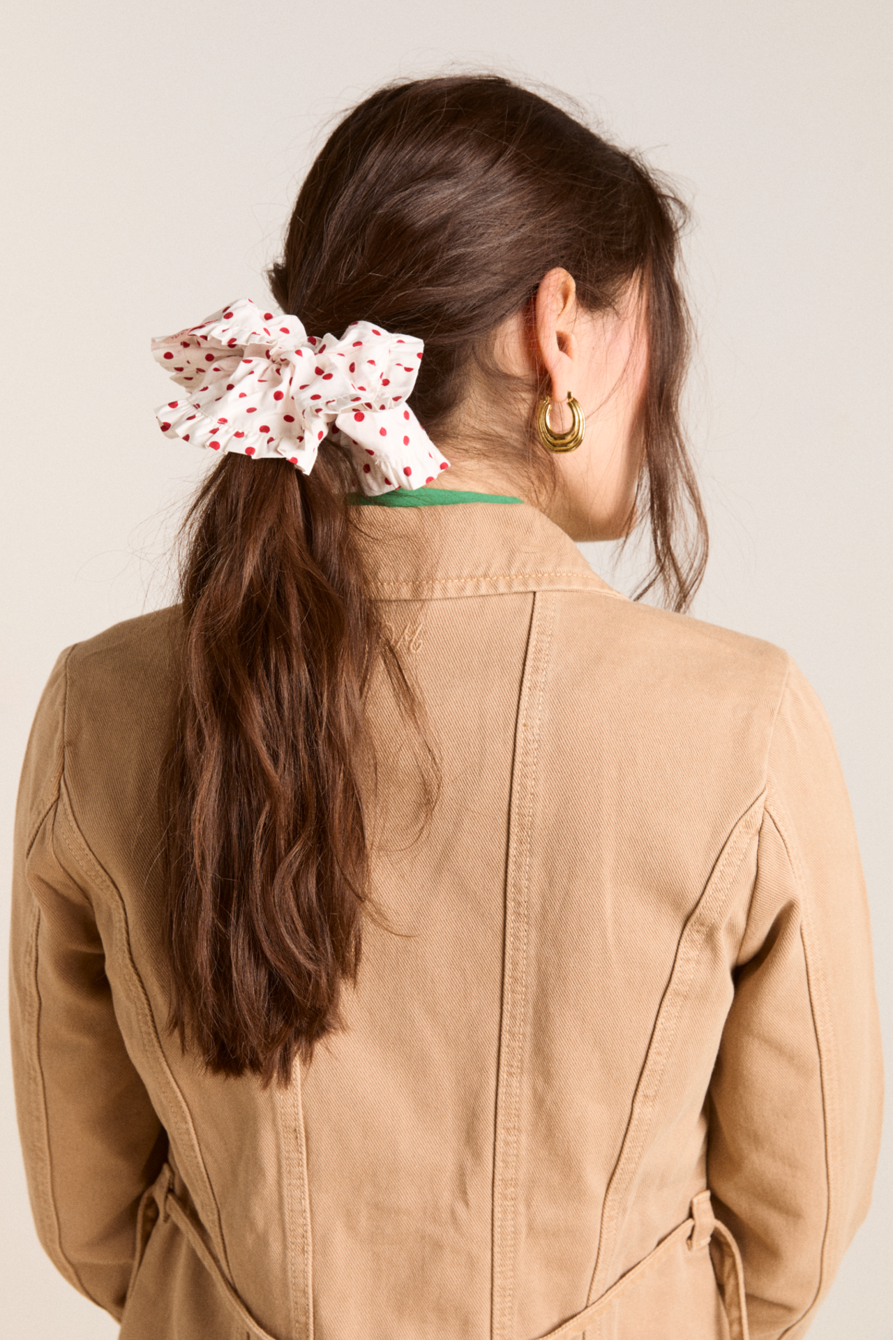 frill edge scrunchie - off white and red spot