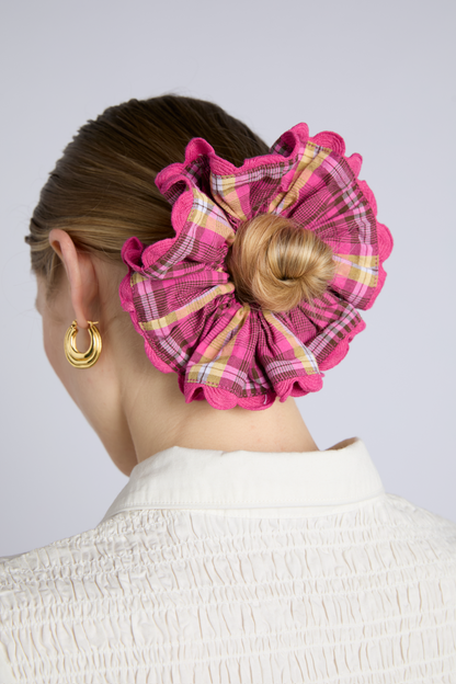 check scrunchie with rik rak edge
