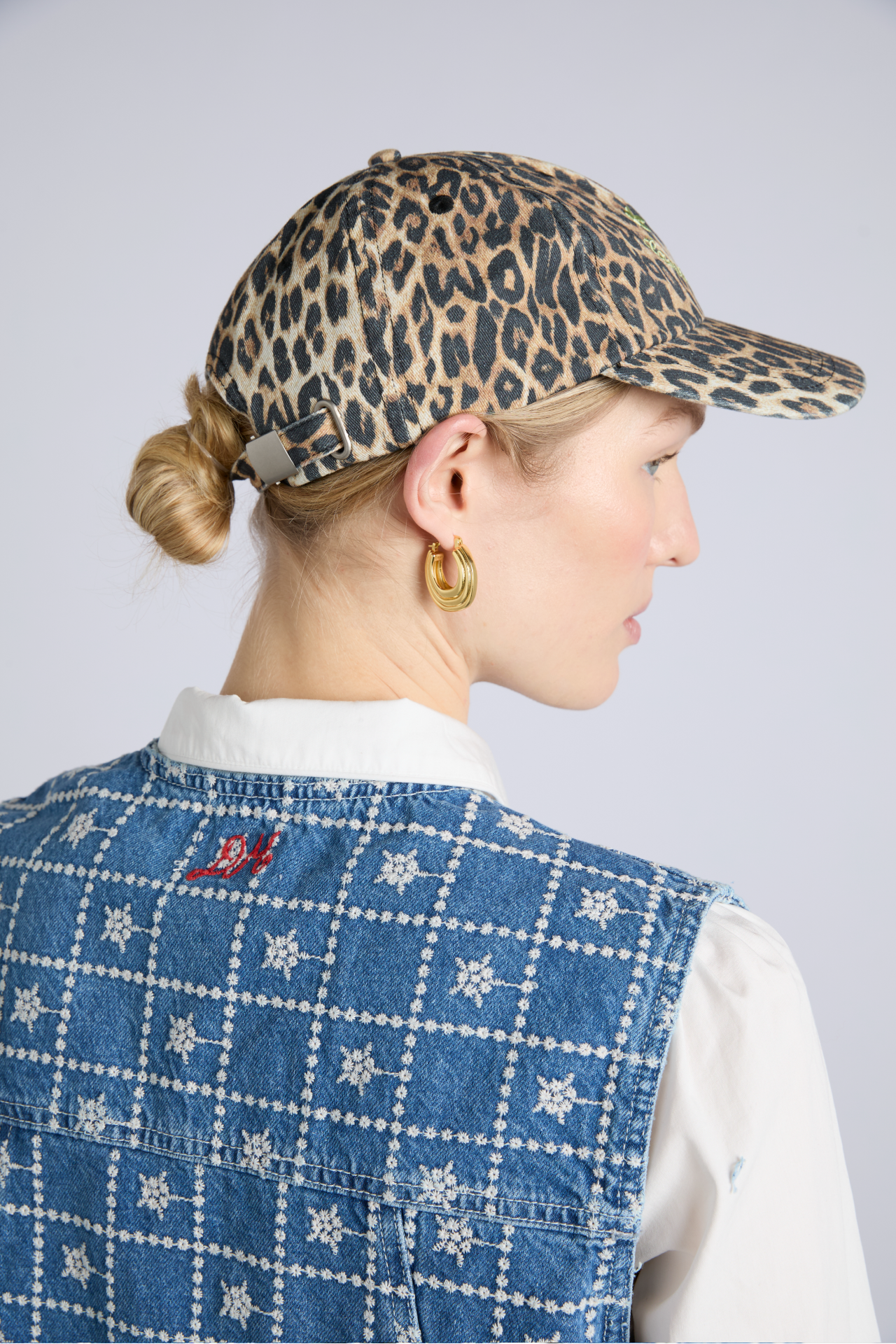 smiley cap in washed leopard print