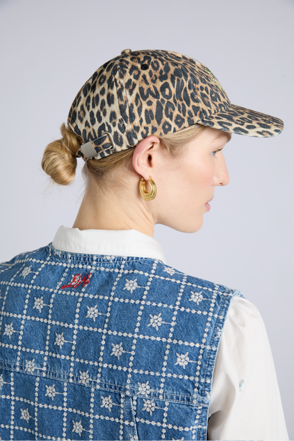 smiley cap in washed leopard print