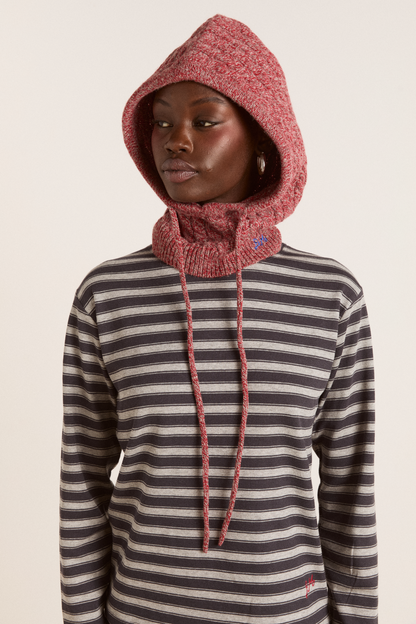 tie front hood in mixed yarn - red / grey